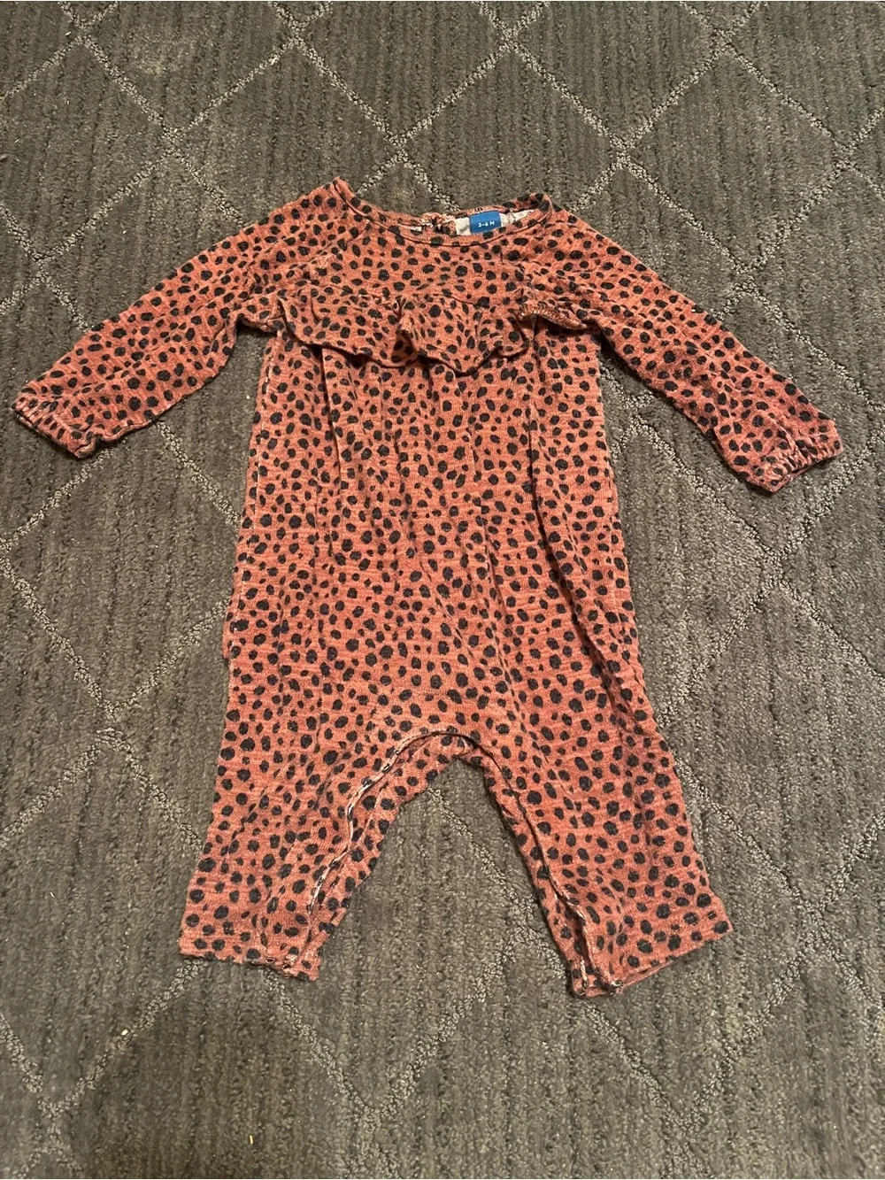 Old Navy Leopard Print Ruffle Baby Girl Long Sleeve Romper Size 3-6M